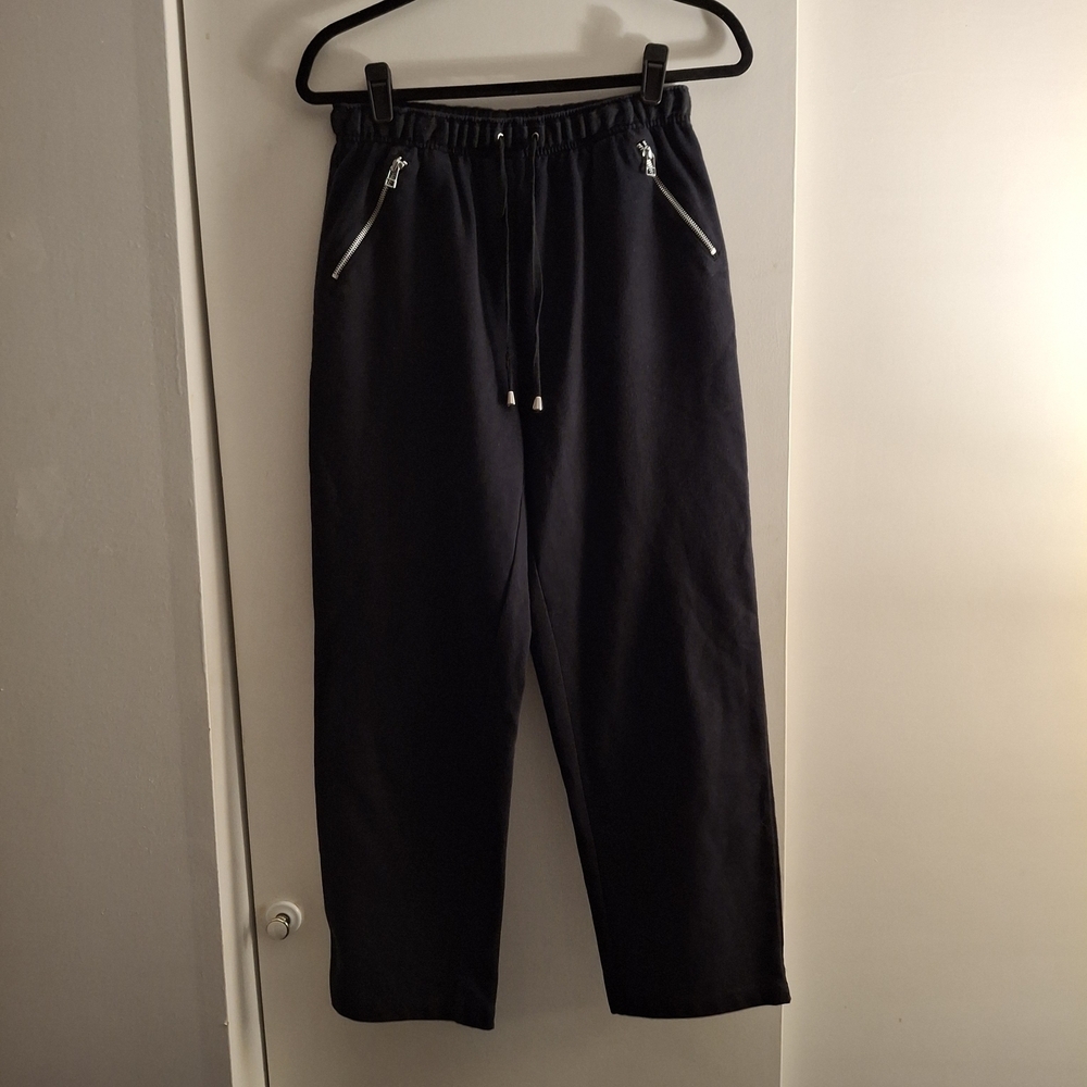 Onque Sport Petite Women's Black Joggers with Zipper Pockets